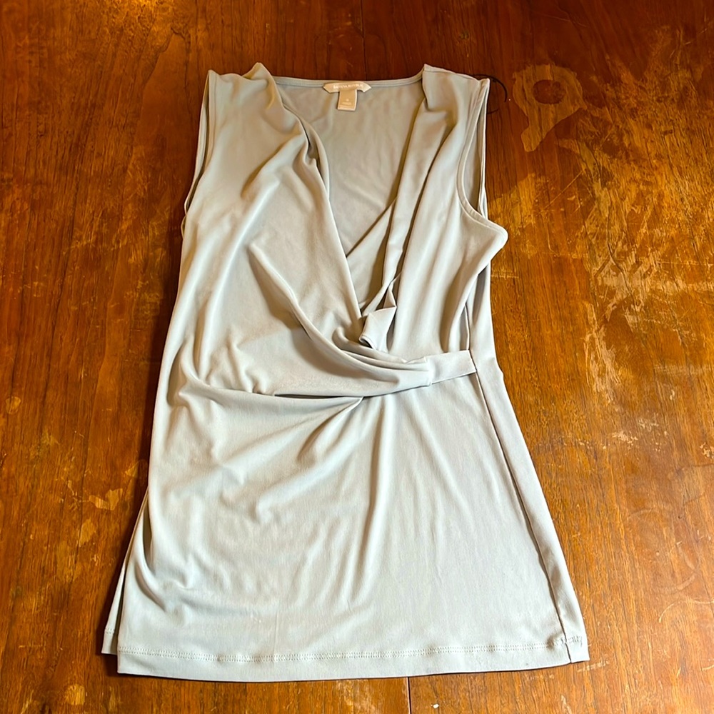 Small Women’s Banana Republic Tank Top